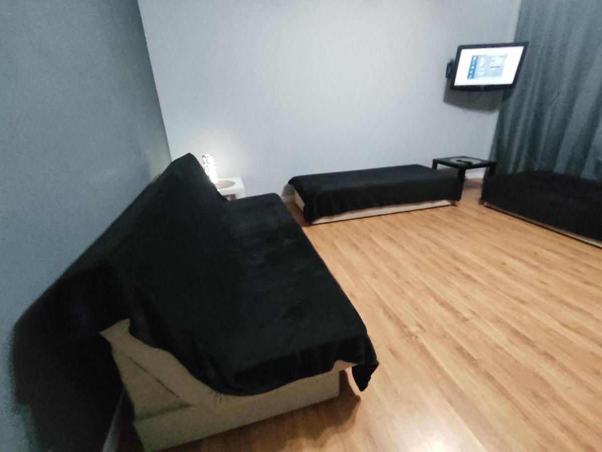 3030 Jana Spychalskiego 32 - Tanie Pokoje W Apartamencie - Samodzielne Zameldowanie - Self Check In Poznań Kültér fotó