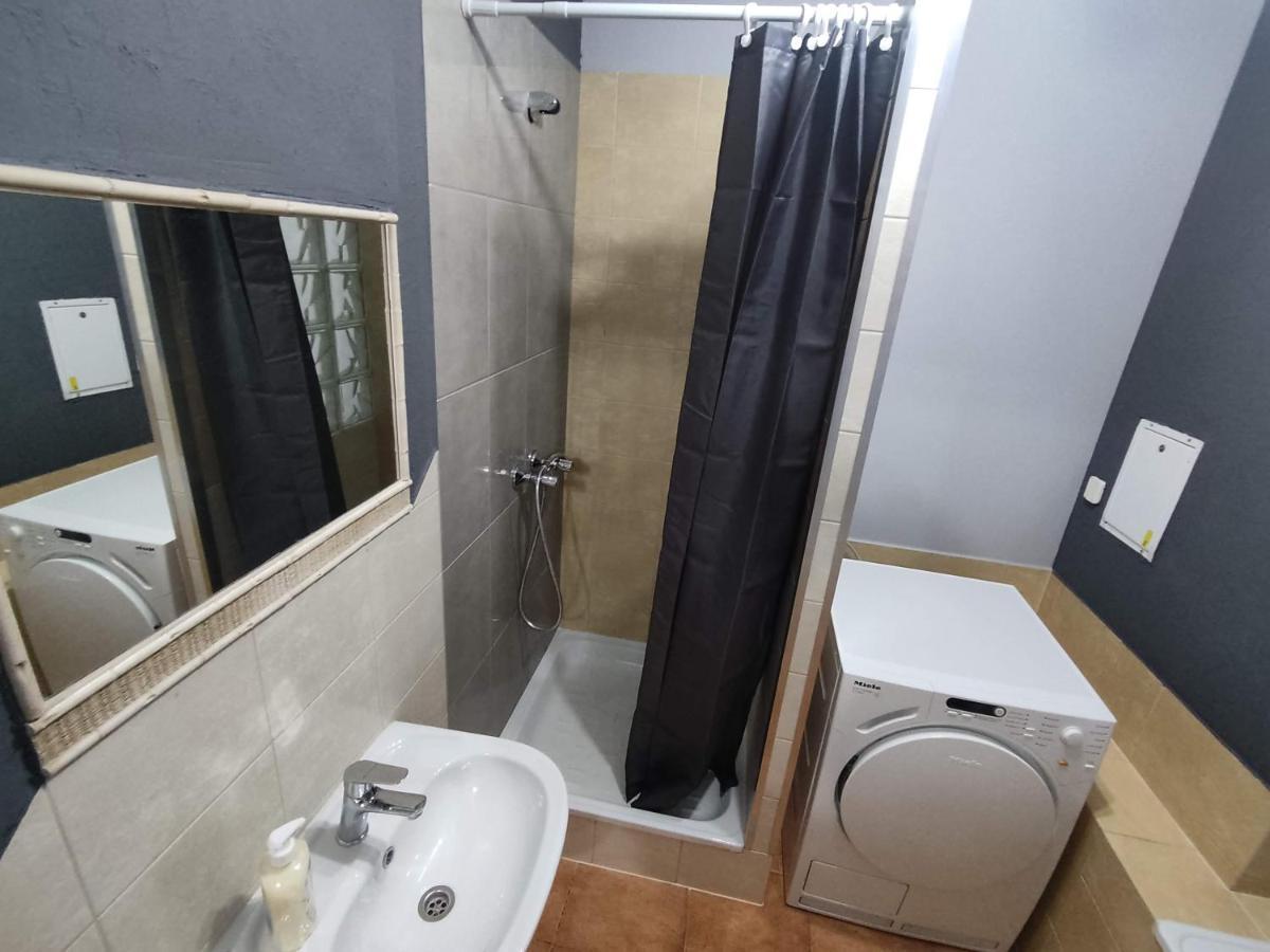 3030 Jana Spychalskiego 32 - Tanie Pokoje W Apartamencie - Samodzielne Zameldowanie - Self Check In Poznań Kültér fotó